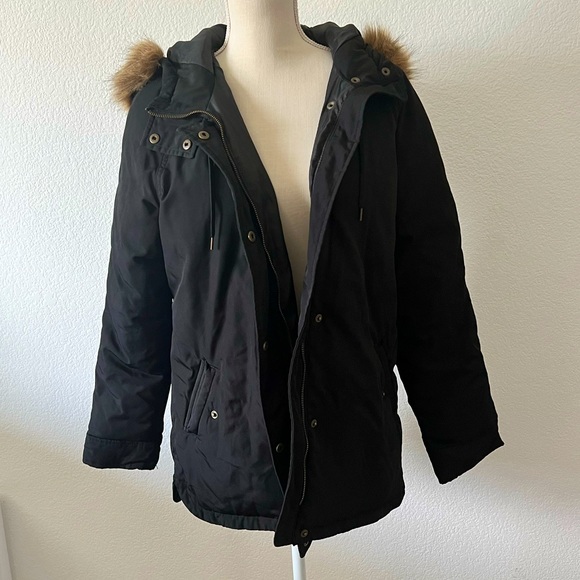 Old navy puffer jacket - Picture 1 of 6